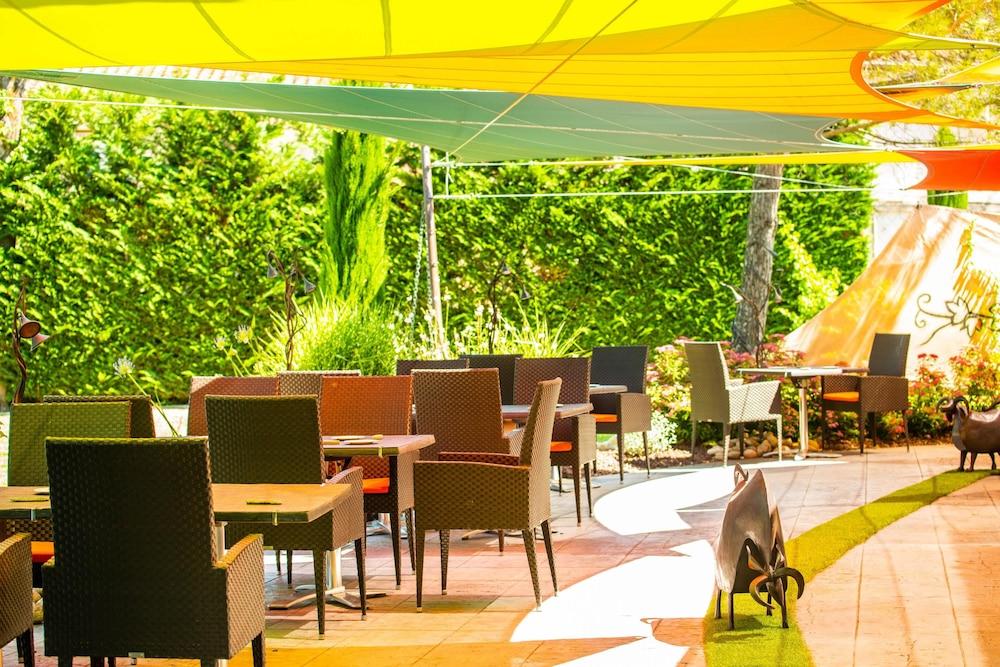 Hotel Le Parc - La Table De Franck Putelat Καρκασόν Εξωτερικό φωτογραφία